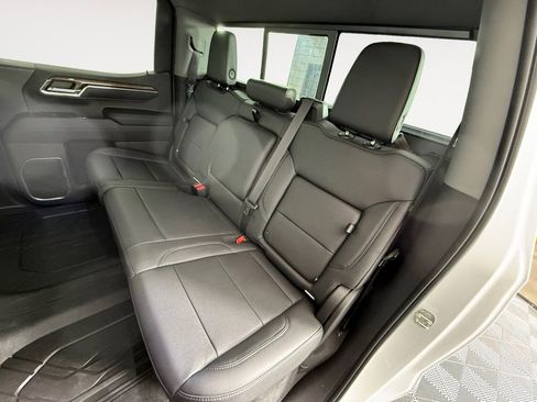 Certified 2023 Chevrolet Silverado 1500 RST w/ Convenience Package II AWD/4WD image 13