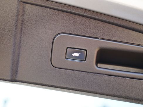 Used 2018 Acura MDX SH-AWD w/ Technology Package image 11