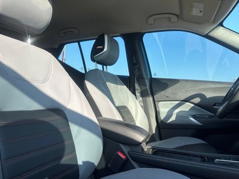 Used 2023 Nissan Kicks SR w/ SR Premium Package FWD image 26