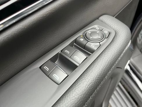 New 2026 GMC Yukon XL Denali w/ Sun & Power Step Package image 12