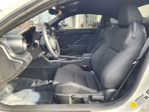 Used 2025 Toyota GR86 image 20
