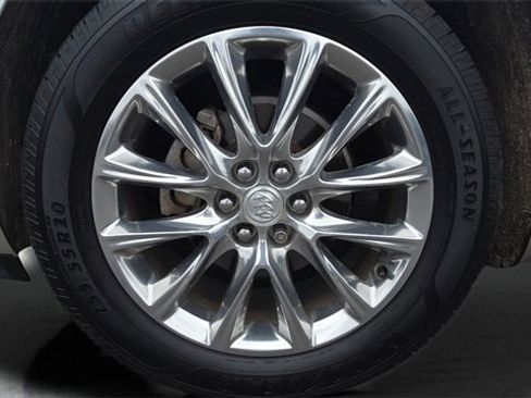 Used 2019 Buick Enclave Essence image 43