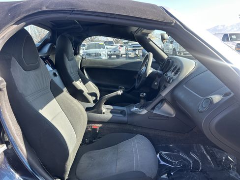 Used 2007 Pontiac Solstice w/ Preferred Package image 28