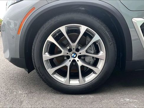 New 2026 BMW X5 xDrive50e AWD/4WD image 12
