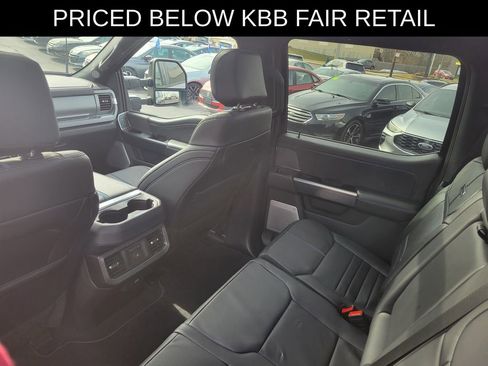 Used 2025 Ford F350 Platinum image 15