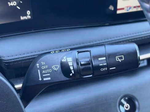Certified 2023 Nissan Ariya FWD image 21
