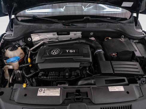 Used 2016 Volkswagen Beetle R-Line SE FWD image 38