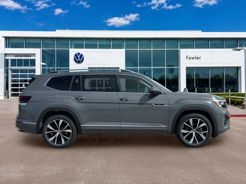 New 2026 Volkswagen Atlas SEL Premium R-Line AWD/4WD image 6