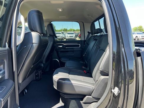 Used 2024 RAM 2500 Laramie AWD/4WD image 9