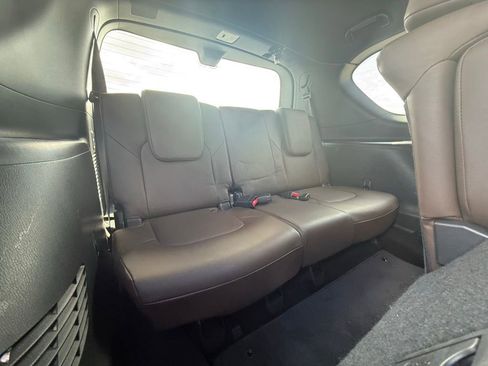 Used 2024 Nissan Armada Platinum w/ Cargo Package image 34