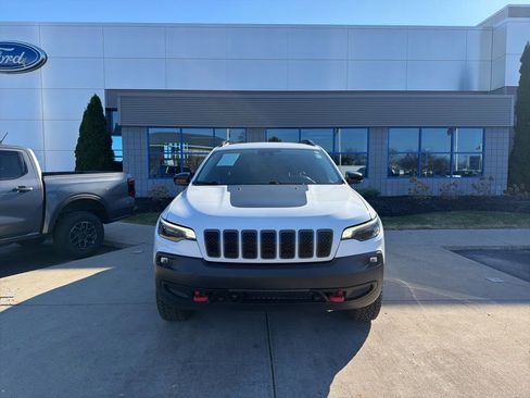 Used 2022 Jeep Cherokee Trailhawk w/ Premium Leather Package image 10