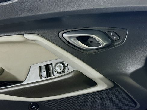 Used 2023 Chevrolet Camaro LT image 24