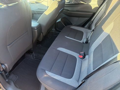 Used 2024 Chevrolet TrailBlazer LT w/ LT Cold Weather Package image 17