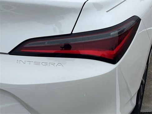 Certified 2024 Acura Integra image 7