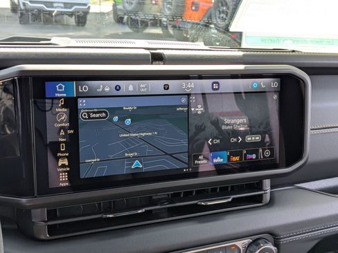 New 2025 Jeep Wrangler Sahara image 21