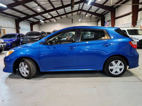 Used 2009 Toyota Matrix S image 3