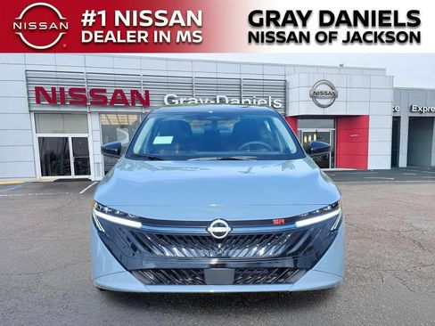 New 2026 Nissan Sentra SR w/ Floor Mat Package FWD image 2