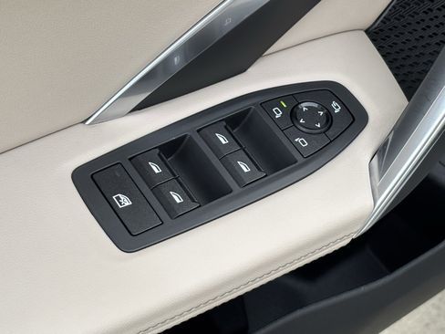 Certified 2025 BMW X1 xDrive28i w/ Technology Package image 15