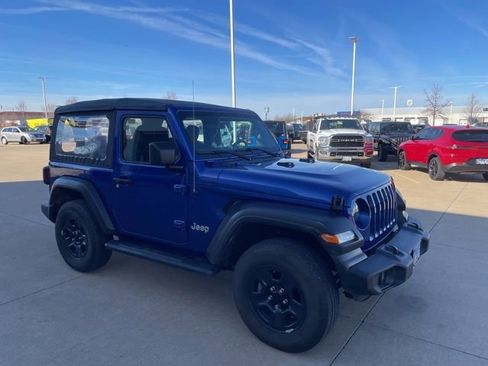 Used 2020 Jeep Wrangler Sport image 2