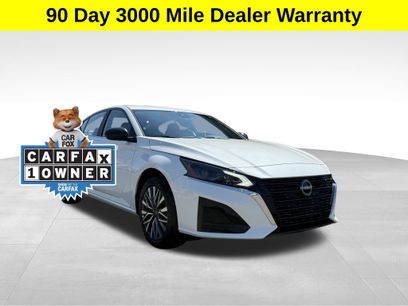 Used 2024 Nissan Altima 2.5 SV