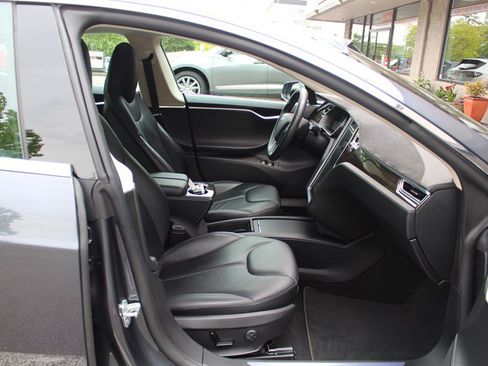 Used 2015 Tesla Model S 85D AWD/4WD image 28