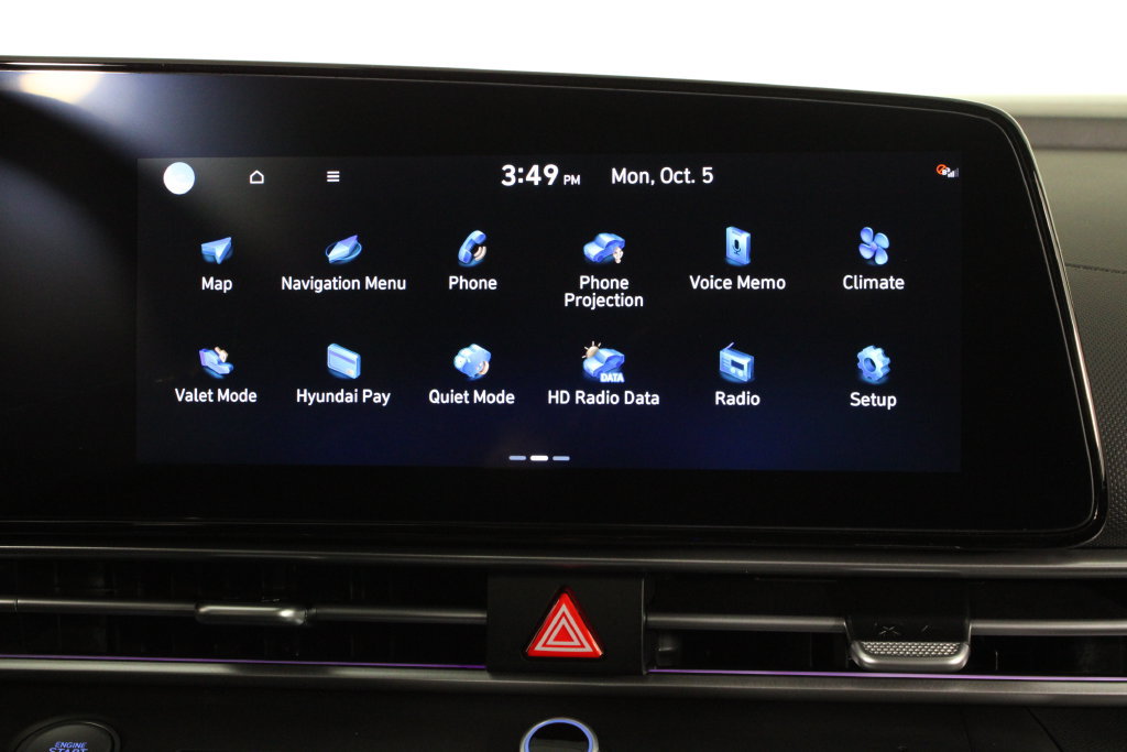 Certified 2026 Hyundai Elantra Limited FWD image 9
