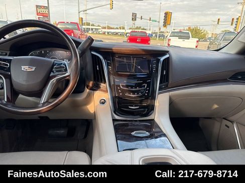 Used 2016 Cadillac Escalade Luxury image 60