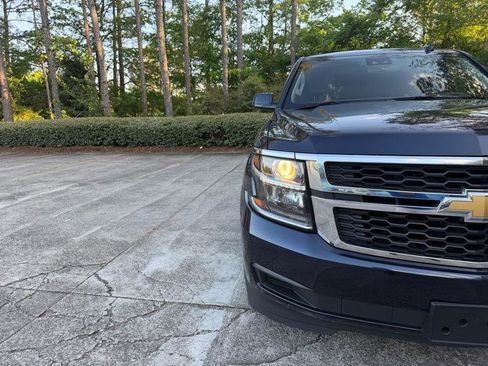 Used 2019 Chevrolet Tahoe LS w/ Enhanced Driver Alert Package image 16