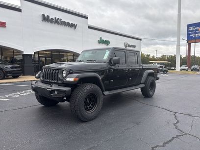 New 2025 Jeep Gladiator Sport