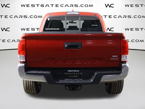 Used 2016 Toyota Tacoma SR5 image 4