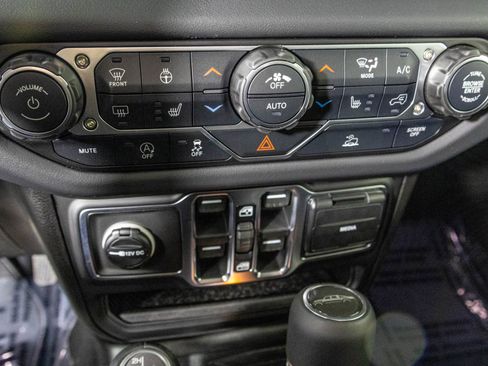 New 2026 Jeep Gladiator Sport image 28