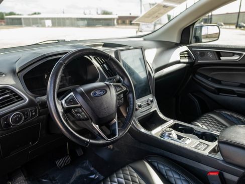 Used 2023 Ford Edge Titanium w/ Equipment Group 301A image 15