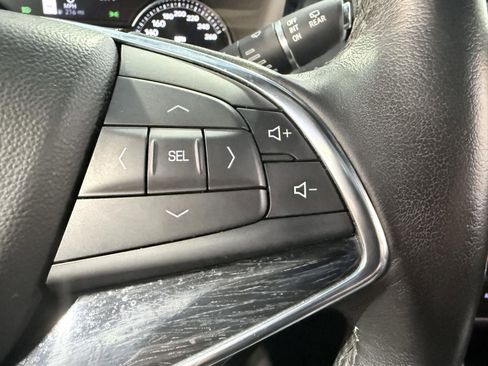 Used 2020 Cadillac XT5 Premium Luxury image 28