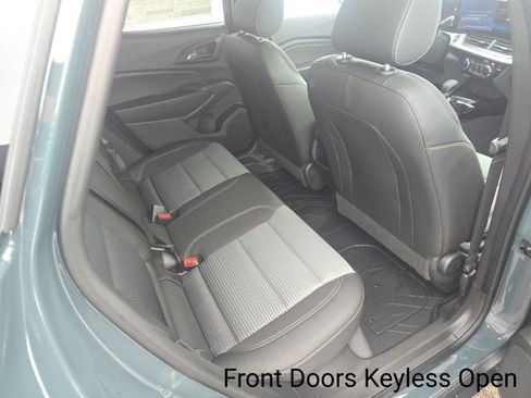 New 2026 Chevrolet Trax LT w/ Driver Confidence Package image 28