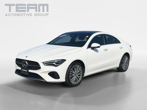 Used 2025 Mercedes-Benz CLA 250 image 3