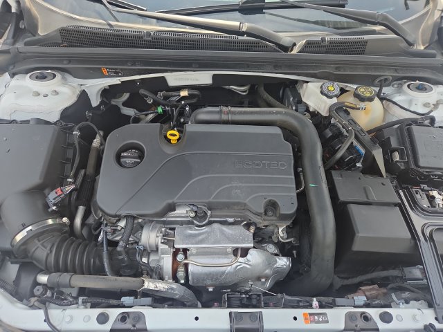 Used 2024 Chevrolet Malibu RS FWD image 30