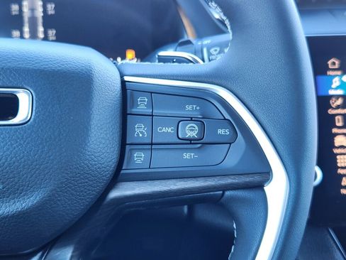 New 2026 Jeep Grand Cherokee Limited image 17