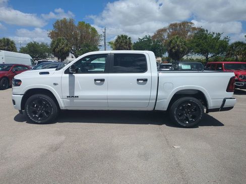 New 2026 RAM 1500 4x4 Crew Cab image 8