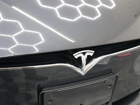 Used 2017 Tesla Model S 75D AWD/4WD image 8