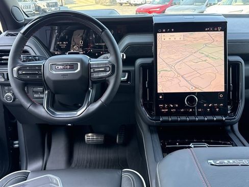 New 2026 GMC Yukon AT4 Ultimate w/ LPO, Floor Liner Package AWD/4WD image 10