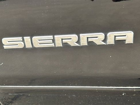 Used 2017 GMC Sierra 1500 SLE w/ SLE Value Package image 7