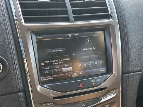 Used 2015 Lincoln MKX AWD w/ Equipment Group 102A image 21