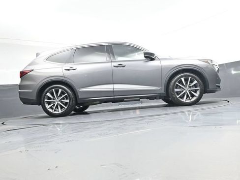 Used 2025 Acura MDX FWD w/ Technology Package image 32