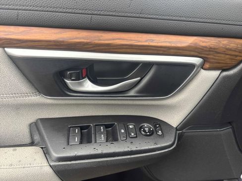 Used 2019 Honda CR-V EX image 10