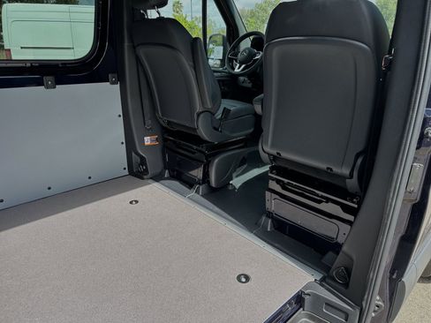 Used 2024 Mercedes-Benz Sprinter 144 Cargo image 12