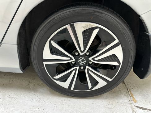 Used 2017 Honda Civic EX-L image 12