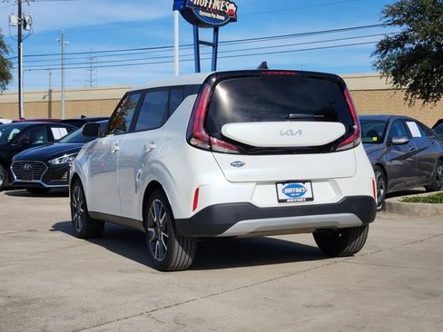 Certified 2024 Kia Soul EX w/ Option Group 015 image 6