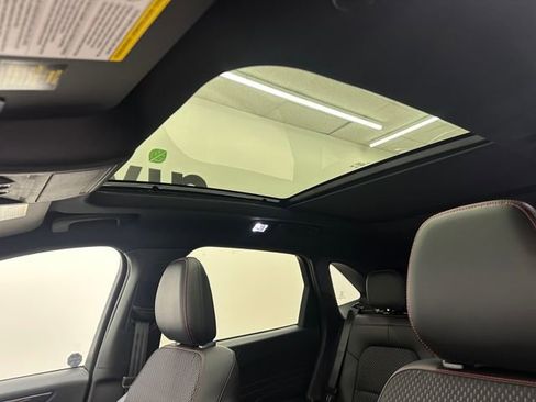 New 2026 Ford Escape ST-Line Select image 24