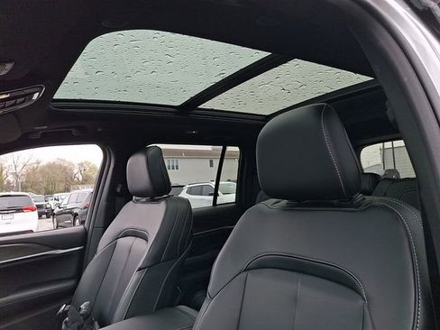 New 2026 Jeep Grand Cherokee Limited image 11