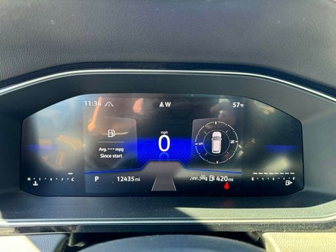 Used 2025 Volkswagen Jetta S image 4